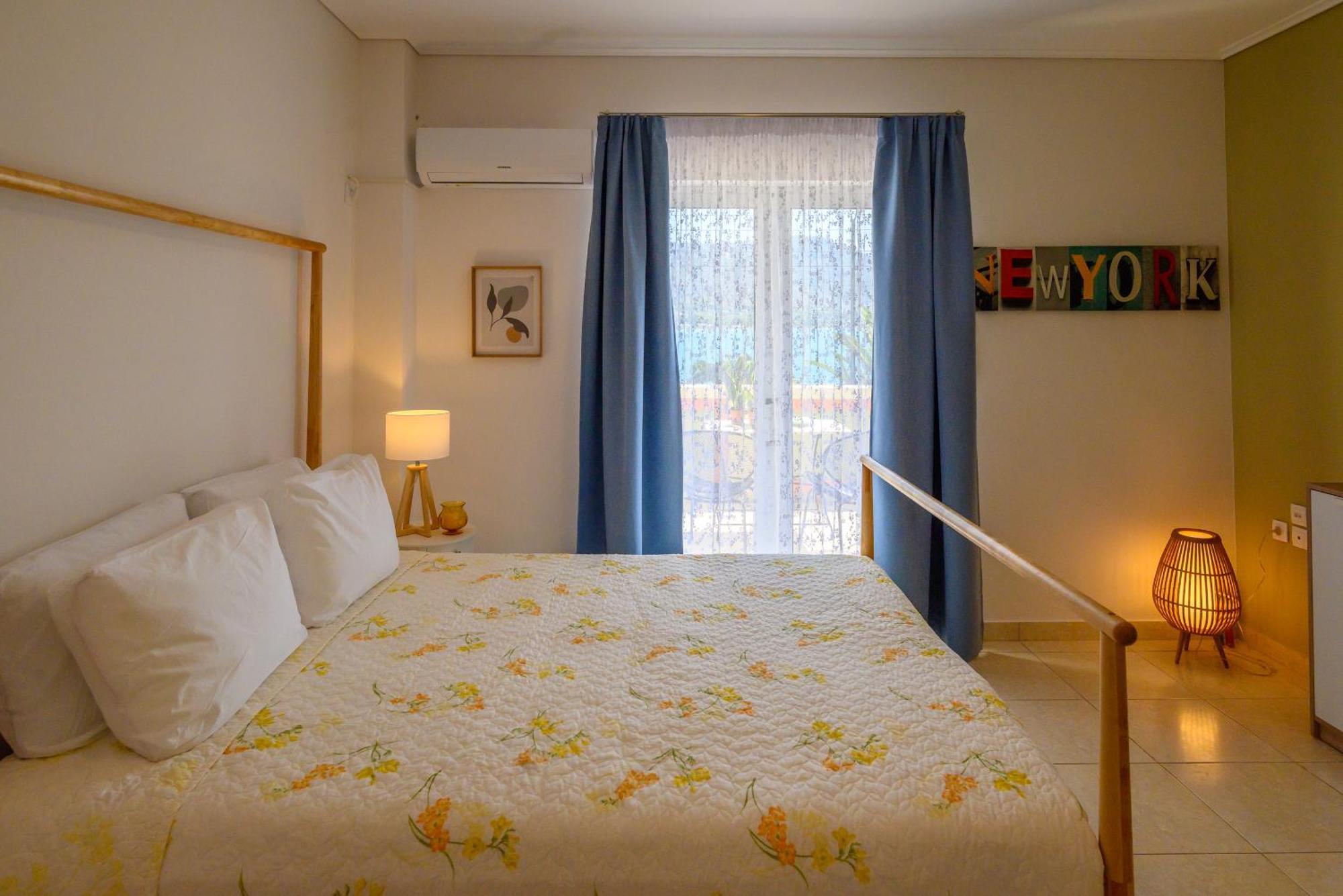 Seaside Apartment Salamís Exteriér fotografie