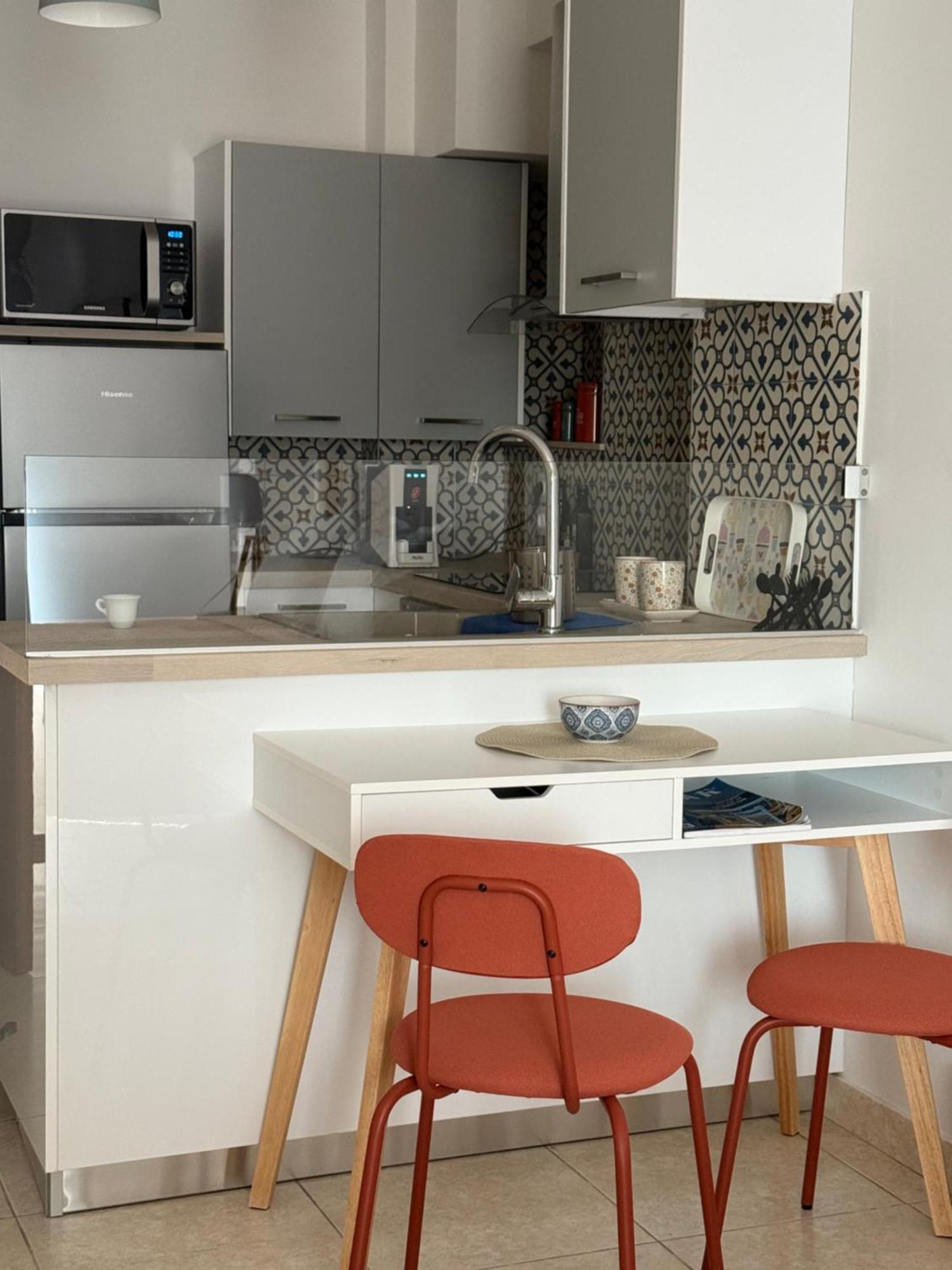 Seaside Apartment Salamís Exteriér fotografie